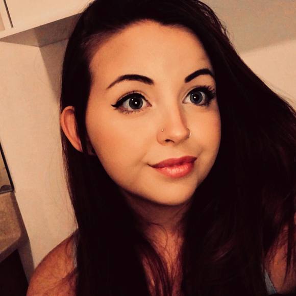 juliayoung964